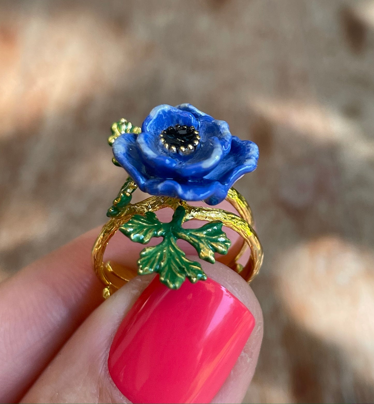Anillo Anémona Violeta