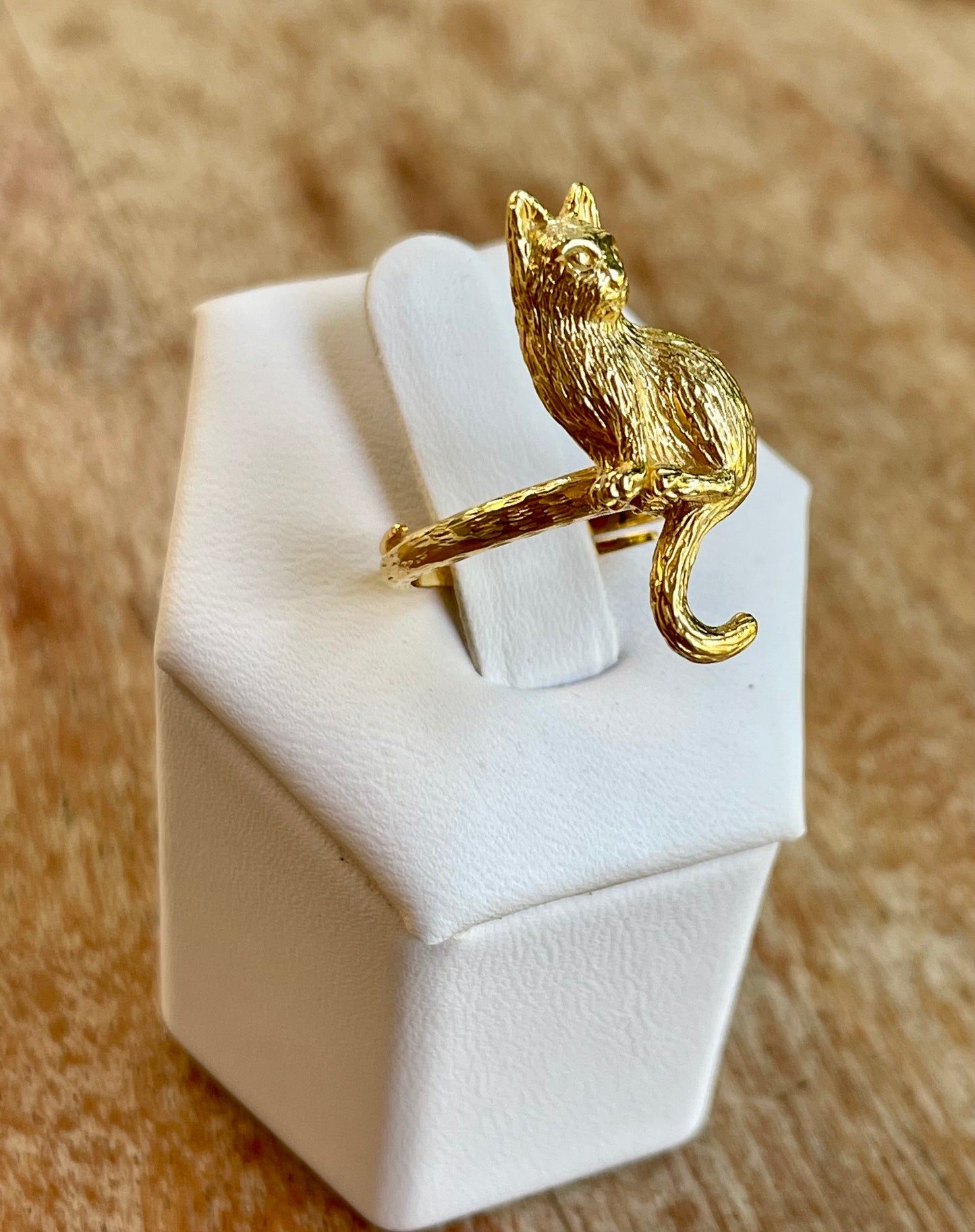 Anillo Gato Sentado