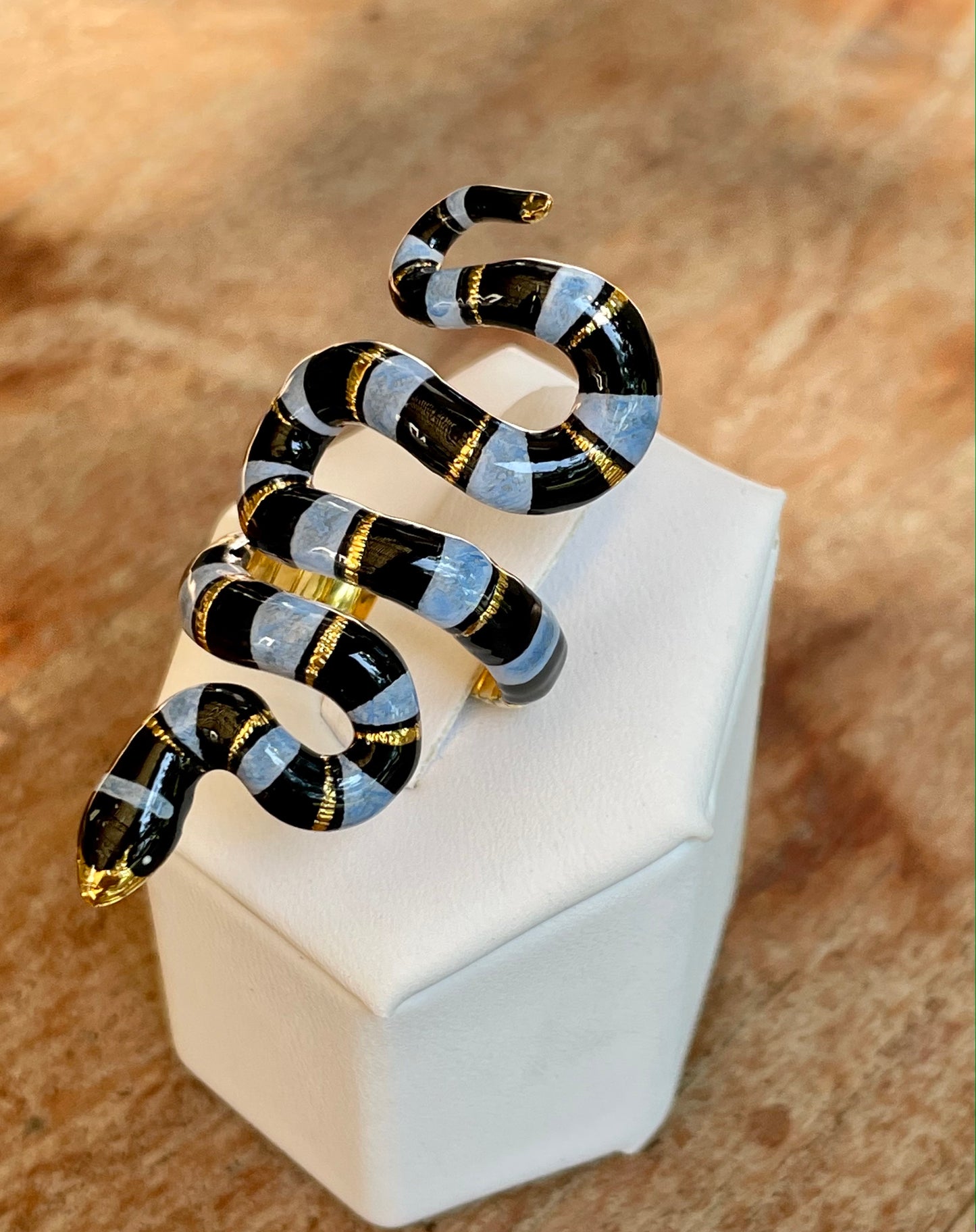Anillo Serpiente de Mar