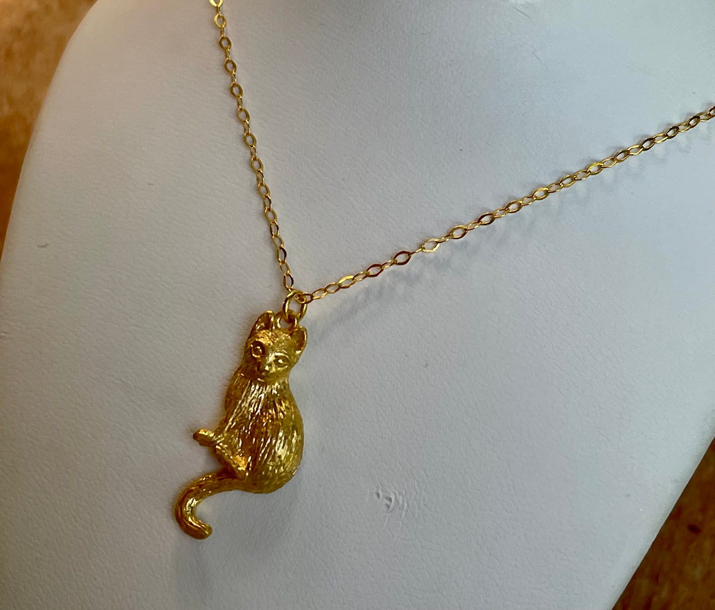 Collar Gato Sentado