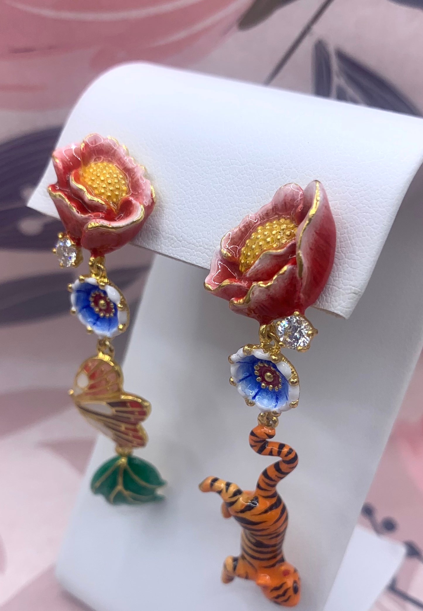 Aros Tigre y Mariposa Romance Oriental